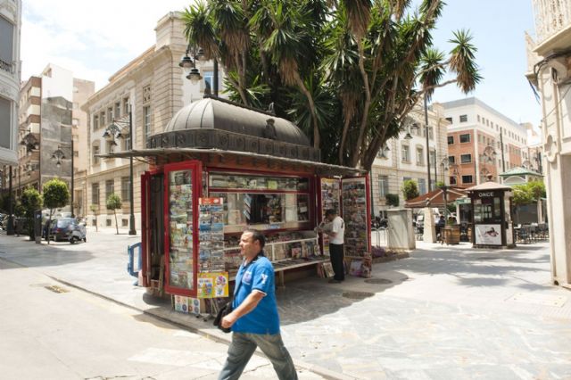 Ayuntamiento y Hostecar analizarán los avances en la nueva ordenanza que ampliará los usos de los quioscos
