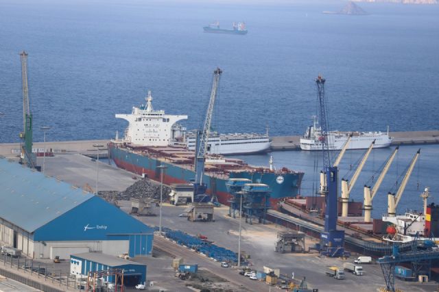 Cartagena cierra su primer semestre con 18,3 millones de toneladas movidas con gran protagonismo de los graneles sólidos