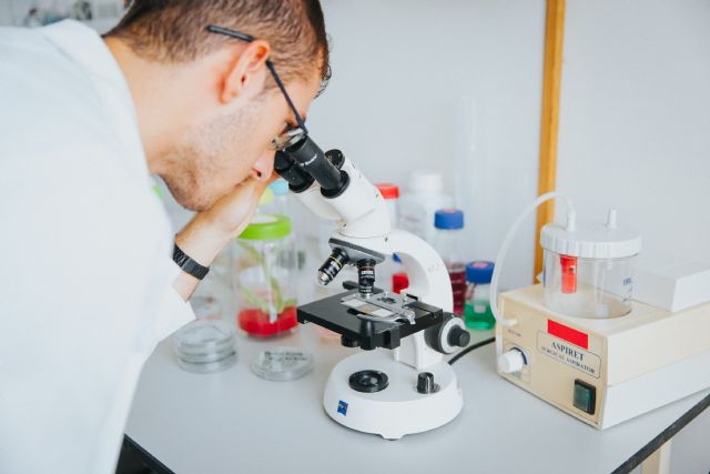 Hasta 3.000 euros de ayuda para investigadores que inicien sus primeros proyectos científicos