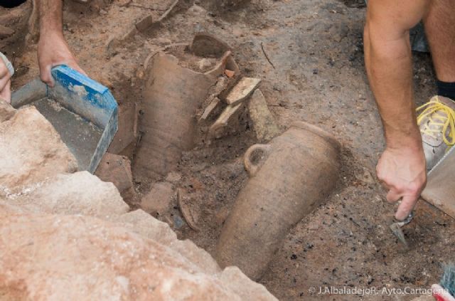 Pequeños arqueólogos excavarán en el Barrio del Foro en la Semana de la Ciencia