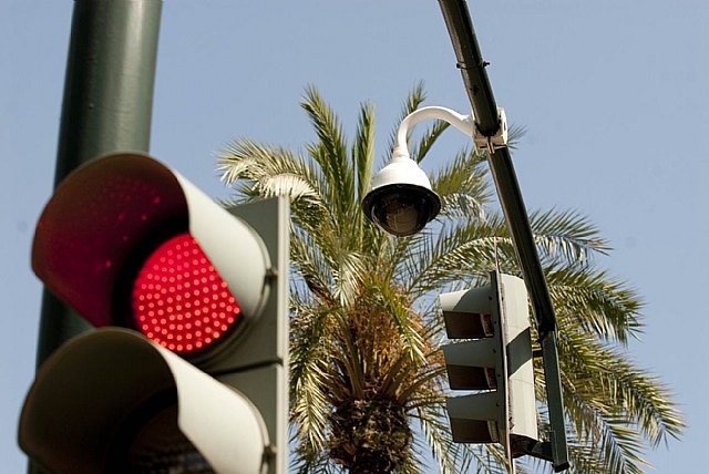 La Mesa de Contratación adjudica nuevos contratos para reforzar la seguridad, la conservación patrimonial y el mantenimiento educativo en Cartagena