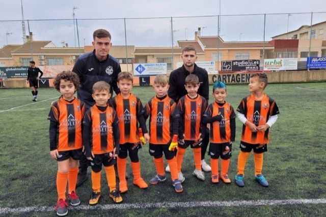 Los equipos de Biberones y Chupetas de Cartagena siguen jugando y aprendiendo en una liga en la que todos ganan