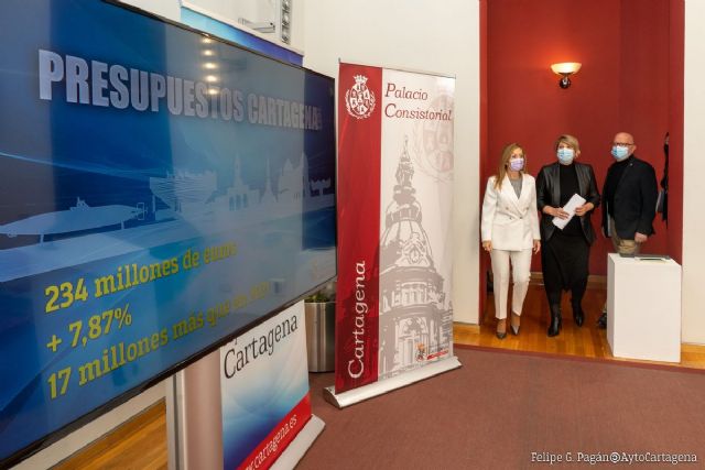 Los presupuestos municipales recogen la mayor inversión de la historia en un año de bajada de impuestos