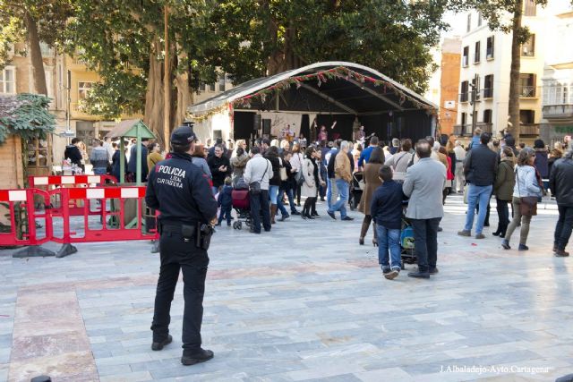 El Ayuntamiento dispone en la Tardebuena de más seguridad, servicios y limitación de ruidos