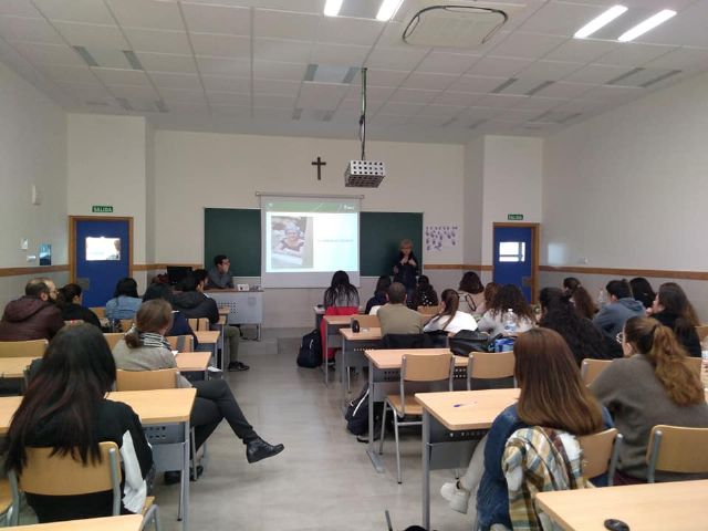 UCAM Cartagena programa doce Encuentros Sociosanitarios de Apoyo al Paciente