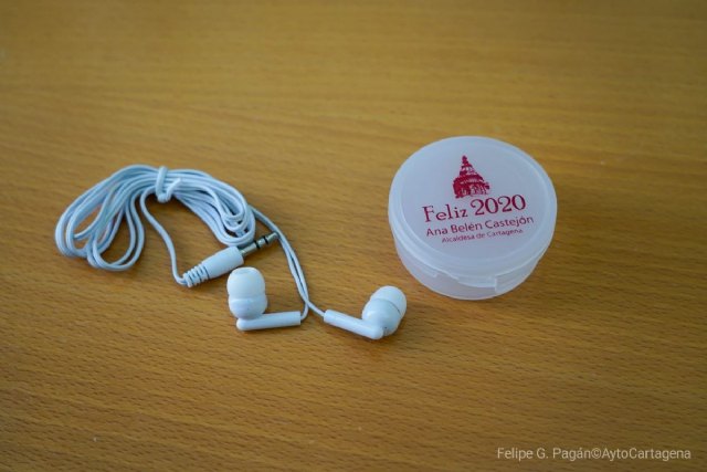 La fiscal decreta el archivo de las diligencias de investigación por el regalo navideño de la alcaldesa a los funcionarios