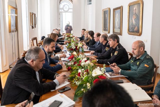 La Policía Local reforzará su presencia con 330 servicios más esta Semana Santa