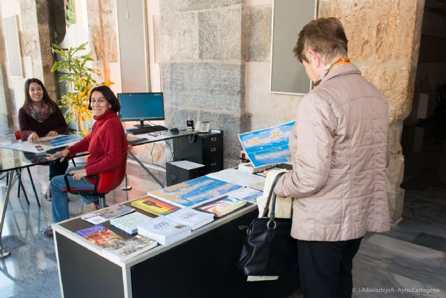 Turismo convoca una beca formación en sus oficinas municipales