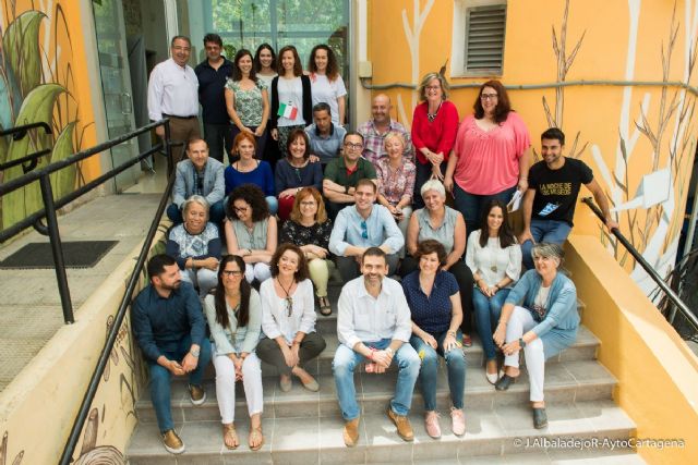 El alcalde felicita a los trabajadores y voluntarios por su trabajo en la Noche de los Museos 2017