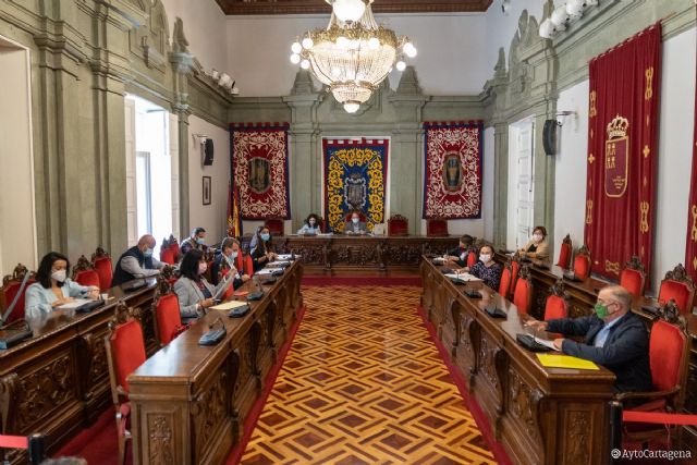 La congelación de tasas y las nuevas bonificaciones de las ordenanzas Fiscales reciben el visto bueno de la Comisión de Hacienda