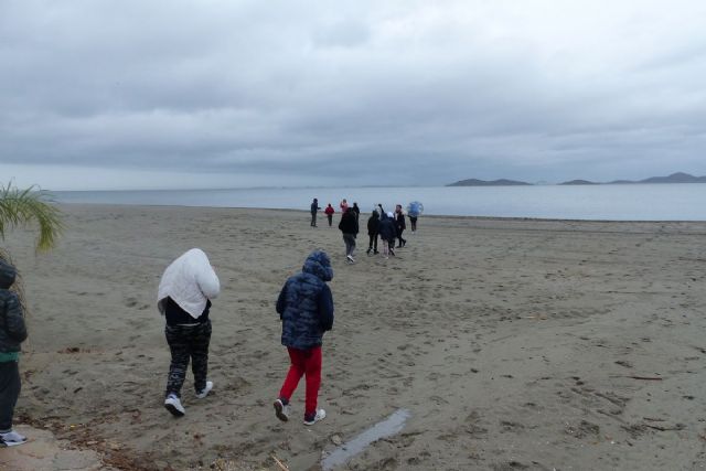 Alumnos de los colegios Virgen de Begoña y San Isidoro y Santa Florentina aprenden sobre el Mar Menor y su entorno