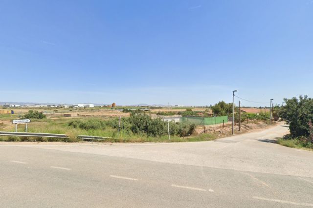 Los Ayuntamientos de Cartagena y Fuente Álamo colaborarán para abastecer de agua potable Los Madriles