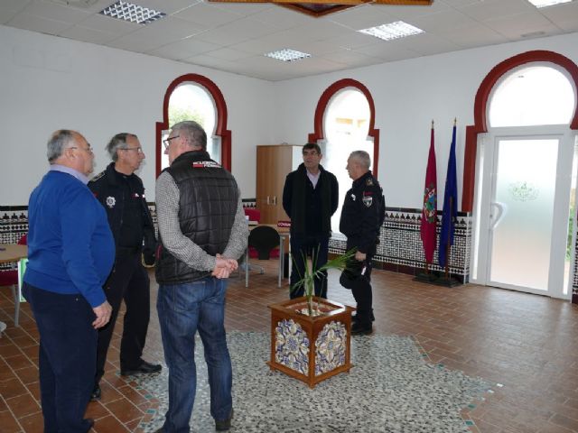 La concejalia de Interior busca en Los Dolores una espacio donde reubicar el cuartel de Policia Local