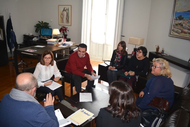 Un convenio colectivo regulará las condiciones laborales de los trabajadores de Cartagena Puerto de Culturas