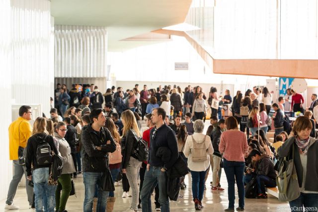 Más de 1.600 jóvenes reciben en ITINERE talleres de formación para mejorar su futuro laboral