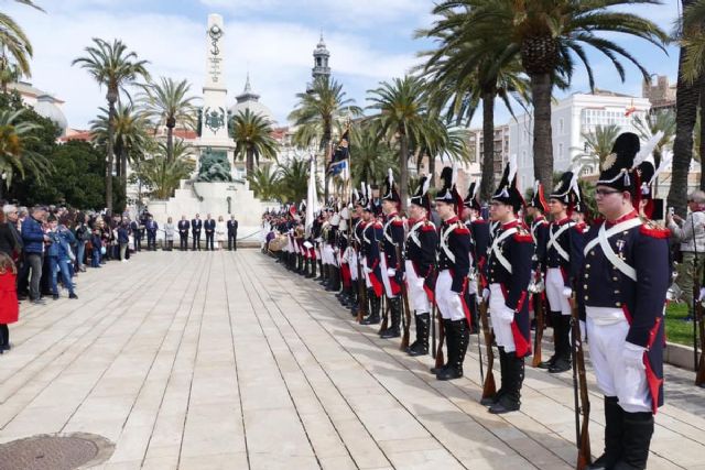 Cartagena homenajea al granadero Martín Álvarez Galán