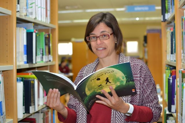 La profesora de la UPCT Natalia Carbajosa, premio de investigación de estudios americanos por el libro Female Beatness