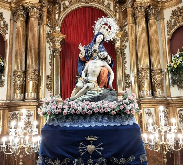 «Es María de la Caridad la que nos ha enseñado a mirar al cielo y a los hermanos necesitados»