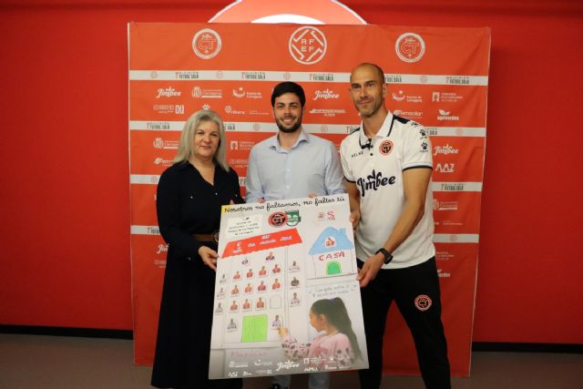 Un centenar de escolares del Colegio San Antonio Abad verán gratis el partido del Jimbee este domingo