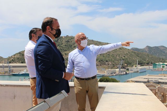 Avanza la iluminación de castillos y fortalezas de Cartagena