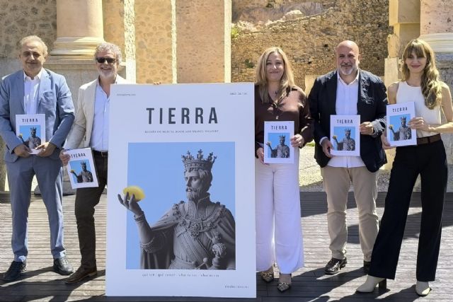 Cartagena muestra los tesoros del Mediterráneo en la revista bilingüe ´Tierra´
