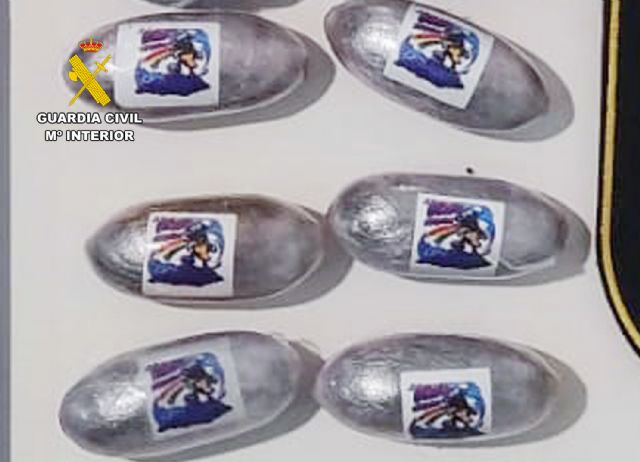 La Guardia Civil detiene in fraganti a un joven mientras realizaba un transporte de droga en Cartagena