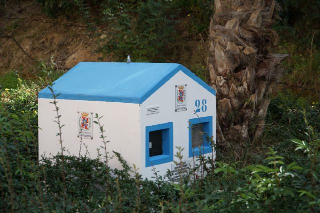 El Ayuntamiento presenta un programa para controlar las colonias felinas