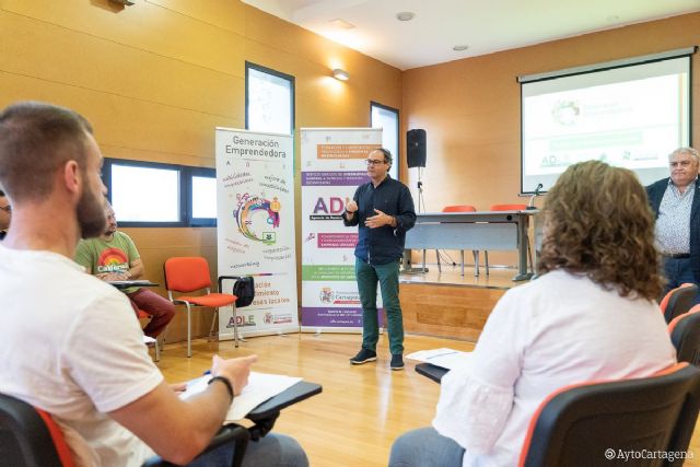 El interés por participar en el programa Generación Emprendedora Crecimiento Empresarial sobrepasa con creces las expectativas iniciales