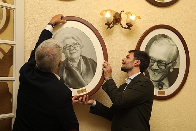 María Teresa Cervantes ya forma parte de la Galería de Cartageneros Ilustres del Casino