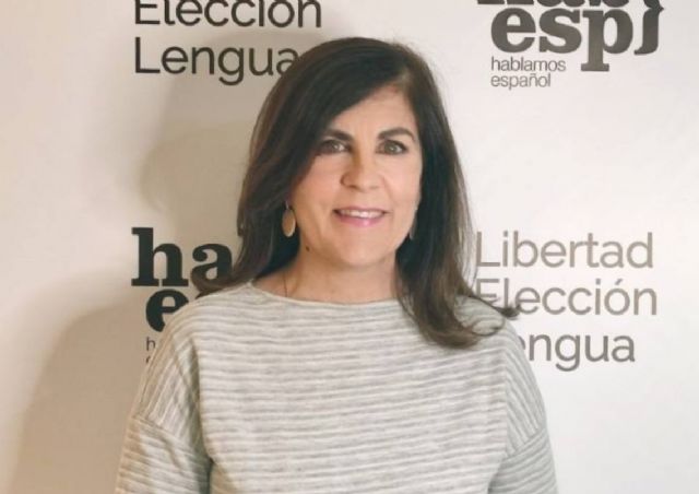La escritora Gloria Lago expondrá la riqueza del idioma español y los desafíos a los que se enfrenta