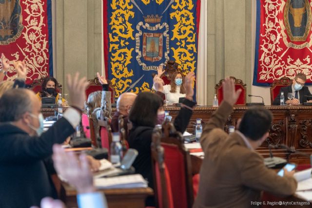 El Ayuntamiento muestra su apoyo unánime a las personas con SIDA