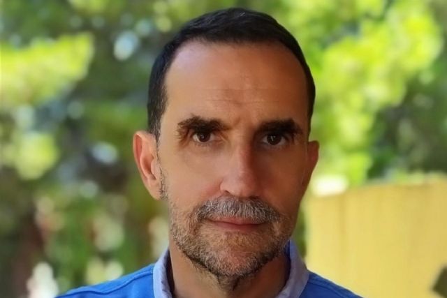 El cronista Luis Miguel Pérez Adán presenta hoy martes su libro ´Cartagena Infinita´