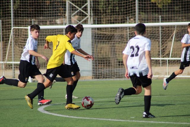 Nueva Cartagena FC, Santiago de la Ribera F.C. y E.F. Balsicas líderes en alevín A