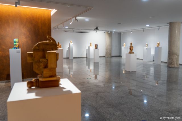 Las nuevas exposiciones artísticas y el humor de Faemino y Cansado marcan la agenda de este fin de semana