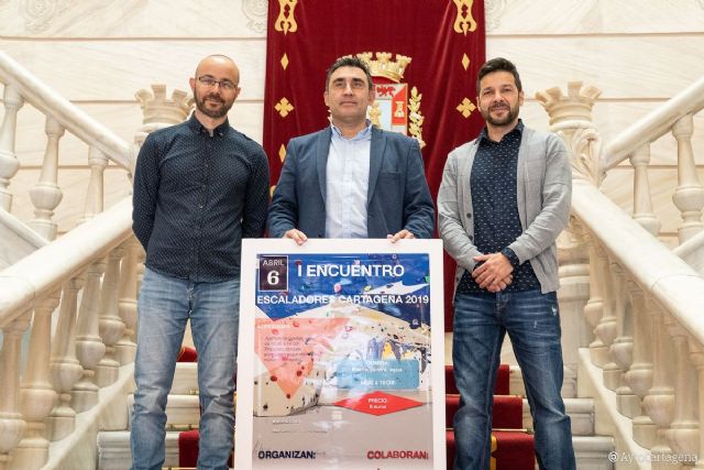 El pabellón de Barrio Peral acogerá el I Encuentro de Escaladores