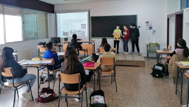 El Consejo Escolar Municipal propone mantener como días no lectivos el jueves y el viernes de Carthagineses y Romanos y el lunes de Carnaval