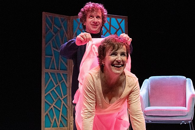 Gabino Diego y Cecilia Solaguren protagonizan en el Nuevo Teatro Circo de Cartagena ‘Los Mojigatos’