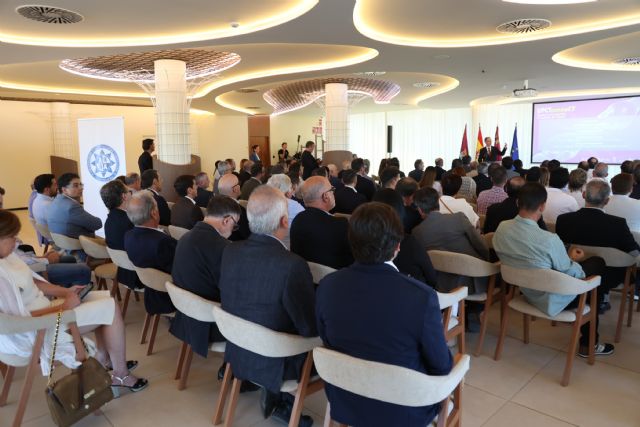 La Politécnica expone al mundo empresarial el potencial de innovación y talento que puede transferir