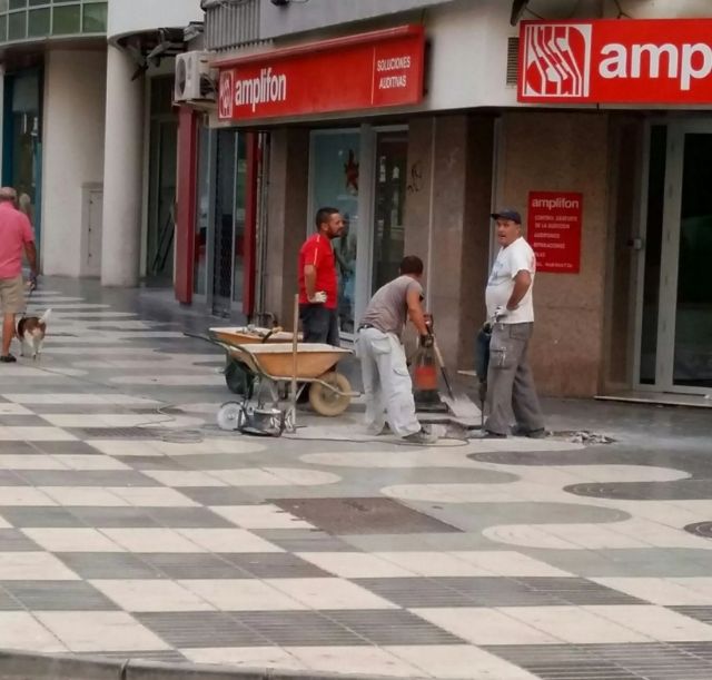 Prosiguen los trabajos de mantenimiento de la vía pública en todo el municipio