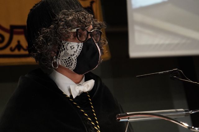 Beatriz Miguel: 'En nuestras aulas no sobra ninguna chica pero nos faltan muchos chicos'