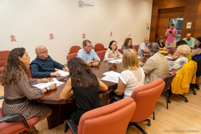 El reglamento de Mercados municipales atenderá las situaciones de discapacidad de los asentadores para fijar sus horarios y vacaciones