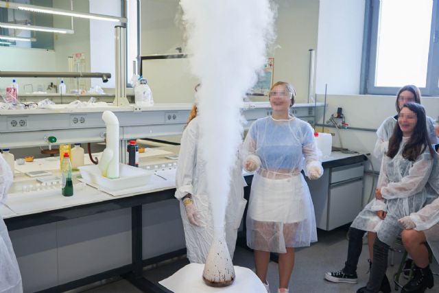 De Cartagena a Castellón, este viernes se celebra la ‘Noche Mediterránea de las Investigadoras Goes To School’