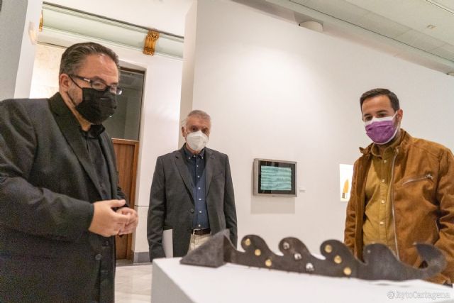 Ocho artistas españoles y ocho italianos homenajean el arte mitológico en el Palacio Consistorial de Cartagena