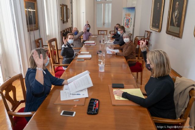 La Junta de Gobierno acuerda cuantificar el perjuicio ocasionado por los incumplimientos detectados en Lhicarsa