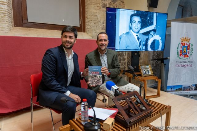 El libro ´Cartagena Infinita´ muestra la historia local a través de 50 relatos