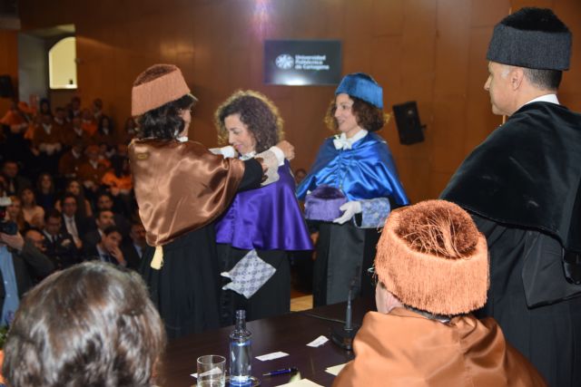 La Politécnica inviste a 15 nuevos doctores