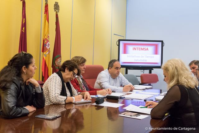 El Ayuntamiento no habilitara espacios para beber en la via publica en Semana Santa
