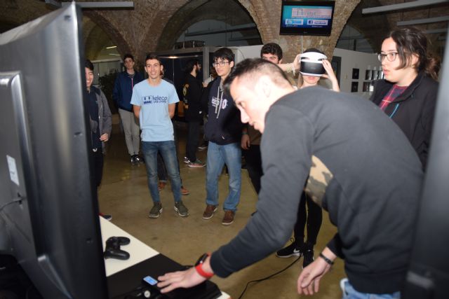 Combates acolchados y torneos de e-sports con menos de un milisegundo de retardo en la undécima Teleco LAN Party