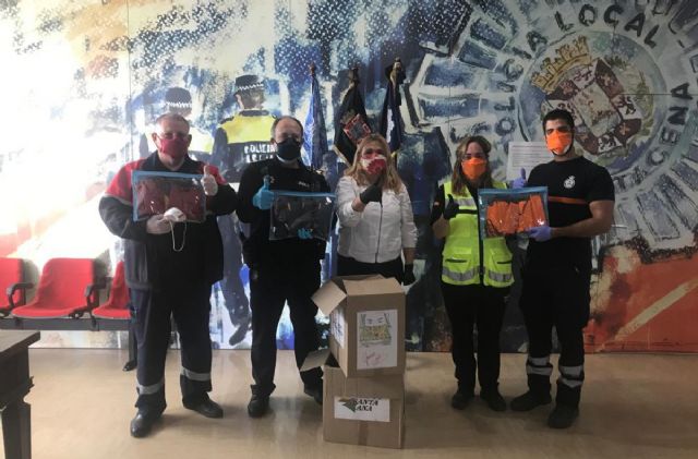 Mascarillas Solidarias dona 1.000 unidades a Policía Local, Bomberos y Protección Civil