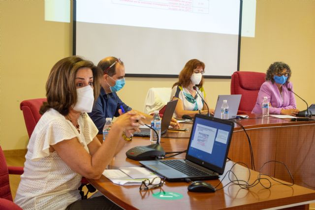 Ayudas de casi dos millones de euros para jóvenes doctores, atraer talento internacional y recualificar docentes